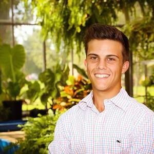 Meet your Posher, Logan